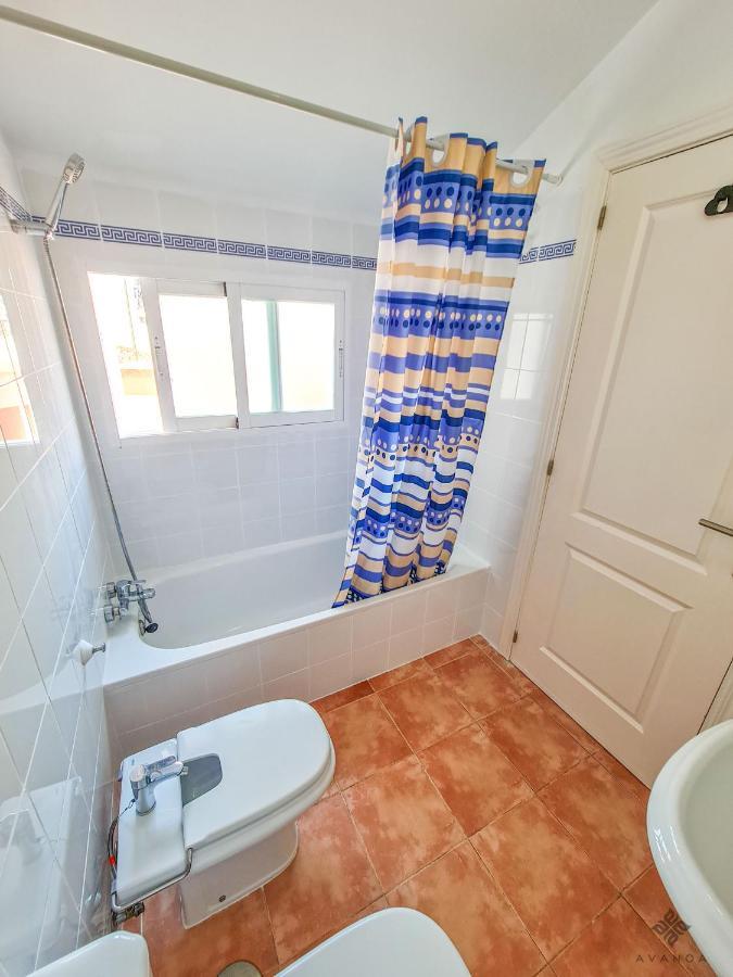 A005 - Ático dúplex en el centro de Altea con vistas parciales al mar Exterior foto